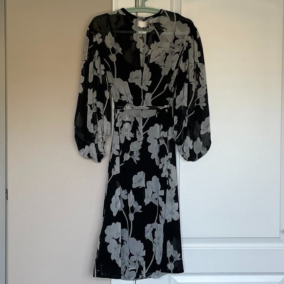 Club Monaco Linettah Dress Black with White Floral Print Size 0 - Picture 7 of 12